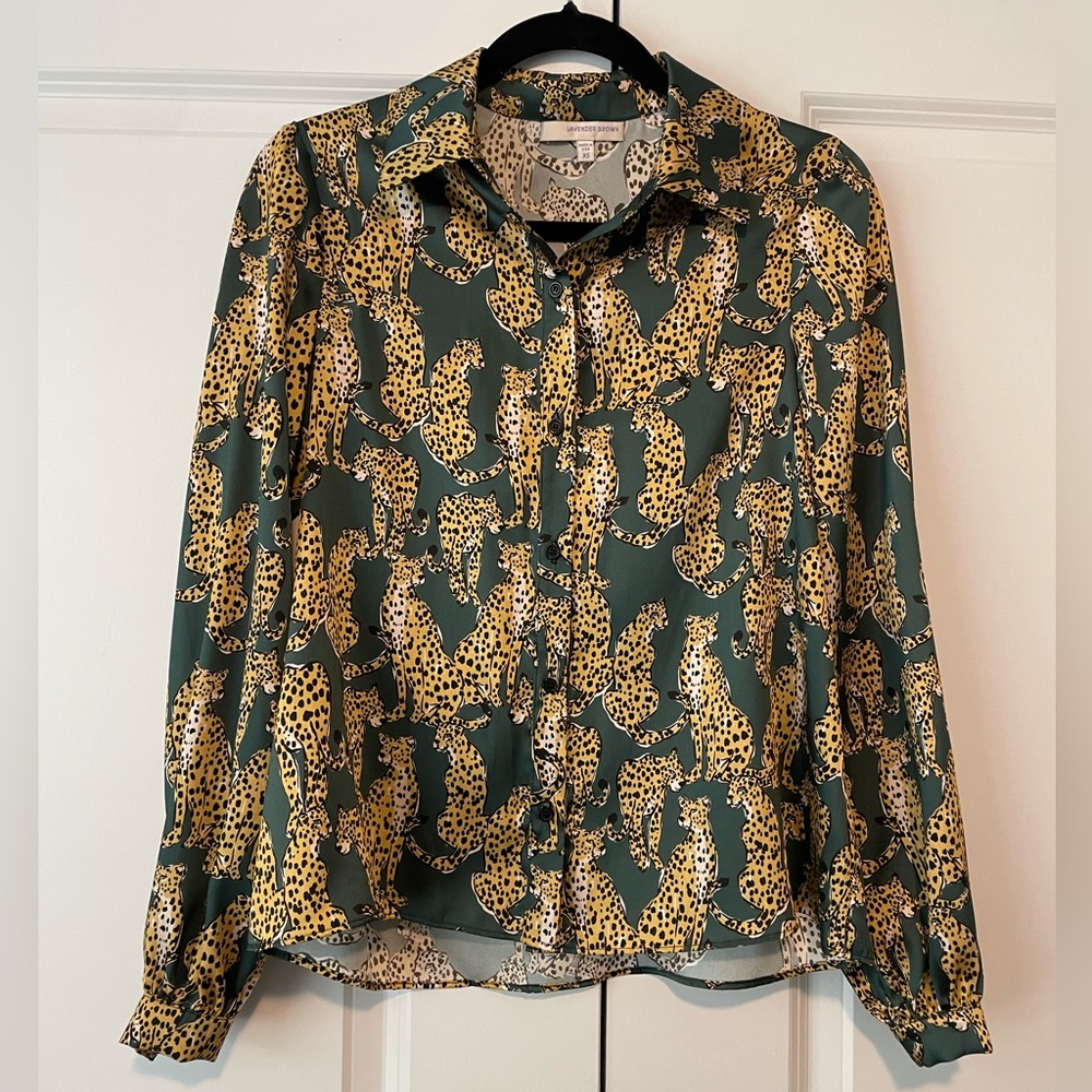 Lavender Brown Cheetah Print Button Down Blouse Sz XS